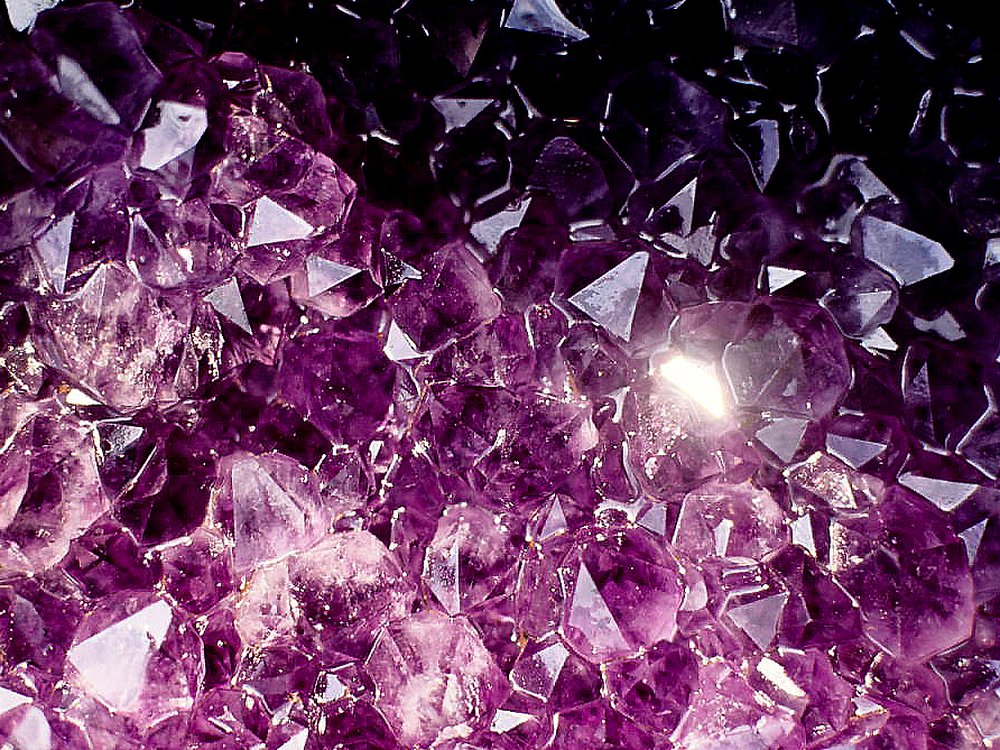 Cristales de amatista en las Minas de Wanda, Misiones